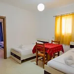 Summer Kiss Hotel
