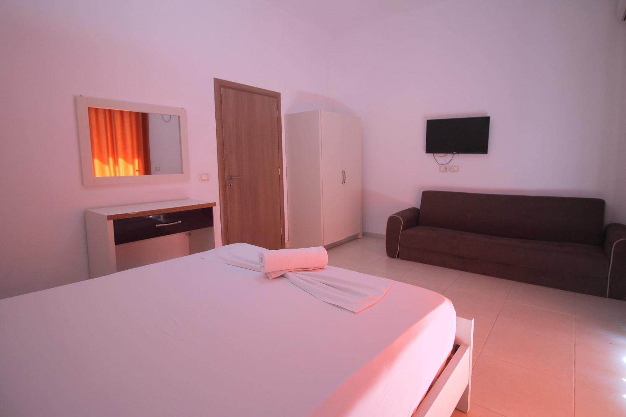 Summer Kiss Hotel 3*